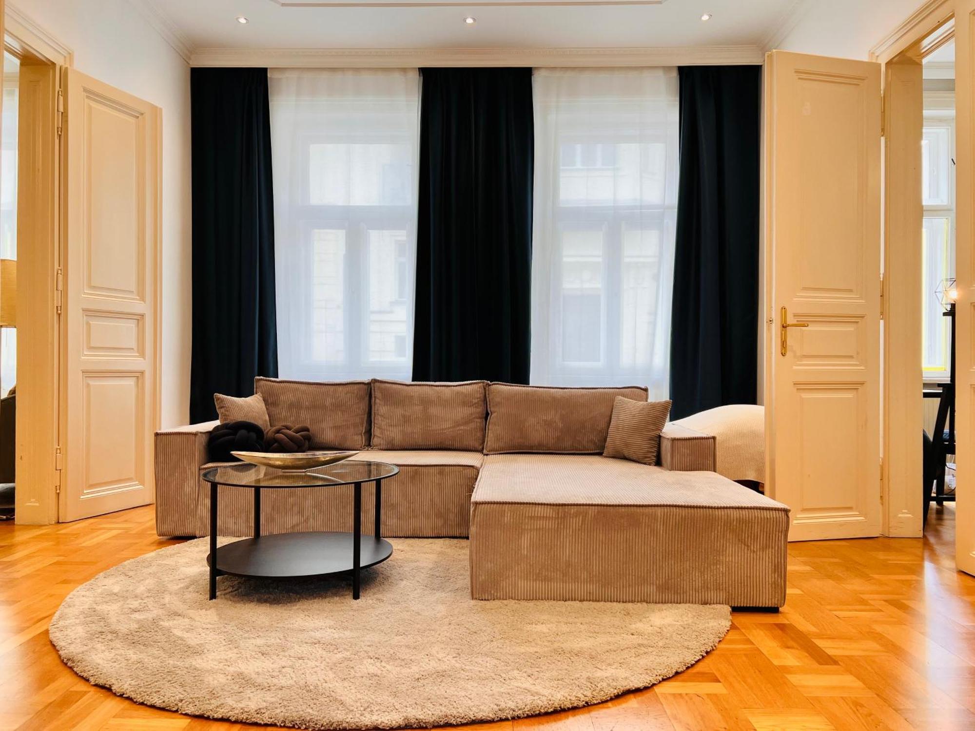 Apartment Servus Homes - Friends & Family *