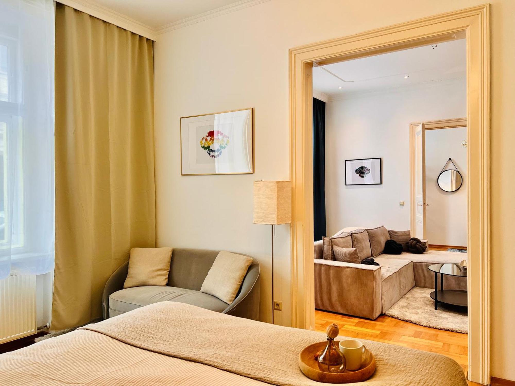 Servus Homes - Friends & Family Apartment