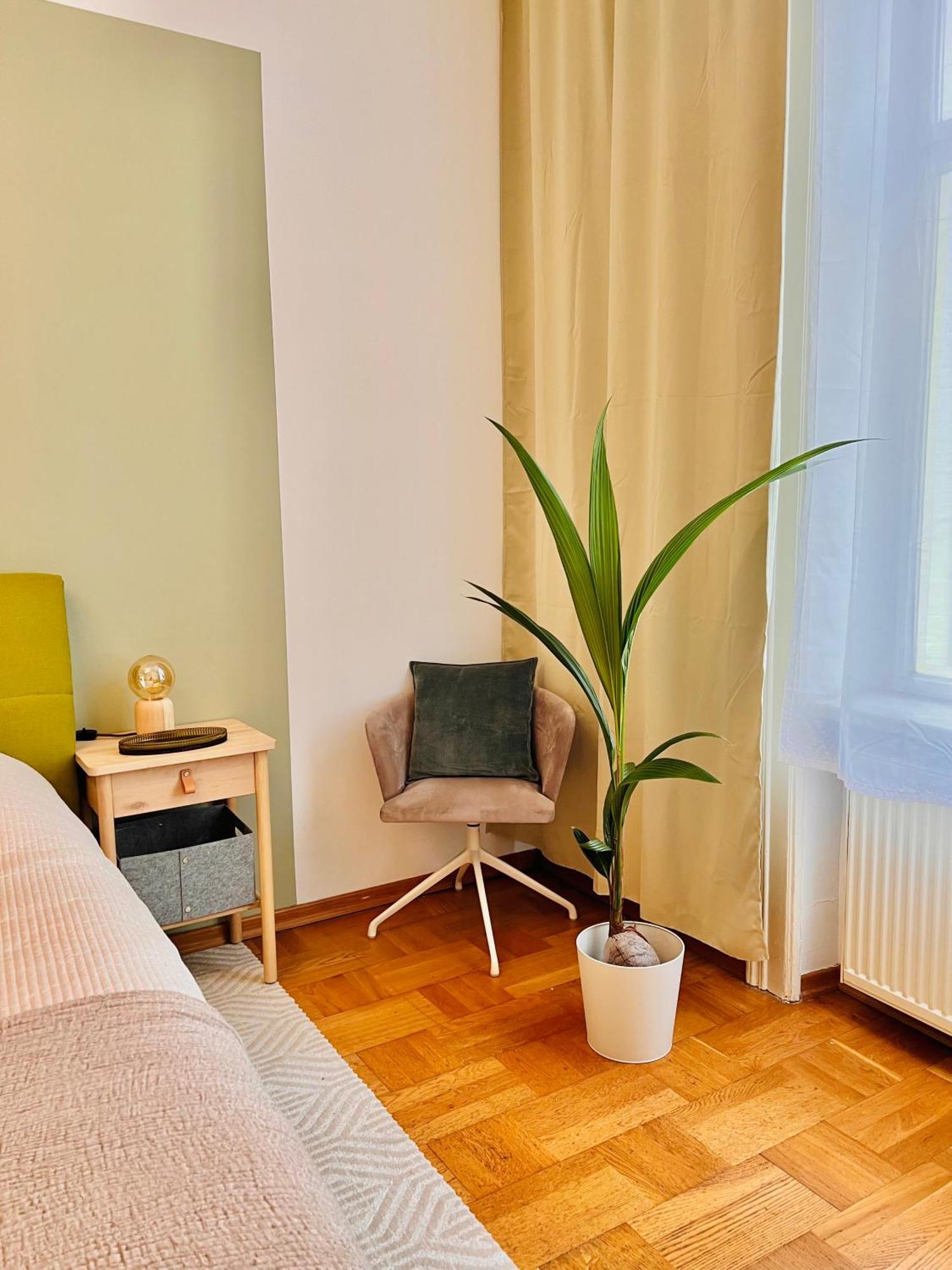 Servus Homes - Friends & Family Apartment